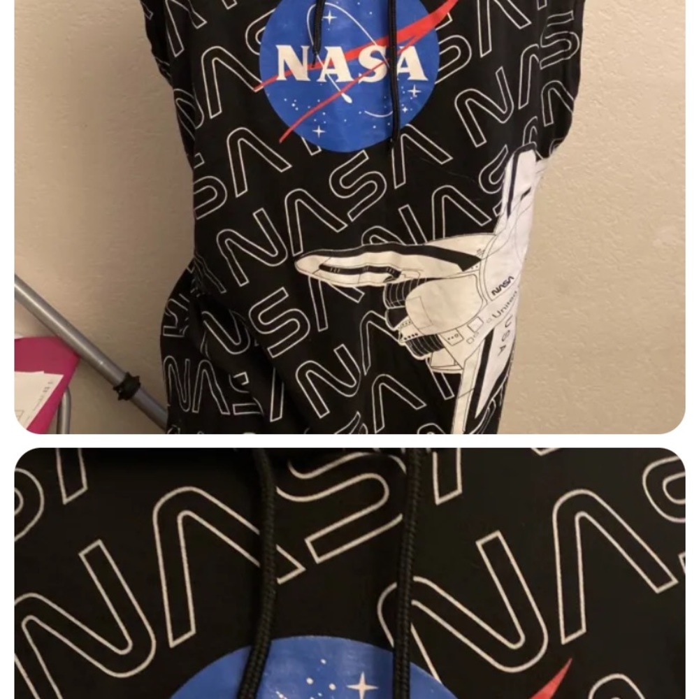 NASA Outline Logo Black Spaceship Tank Top Size Large With Hoodie